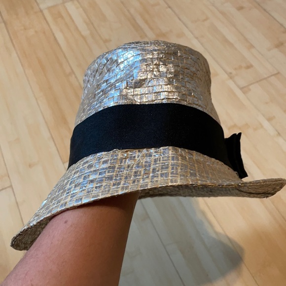 FREE shipping -Bebe slanted sun Fedora hat - Picture 1 of 11